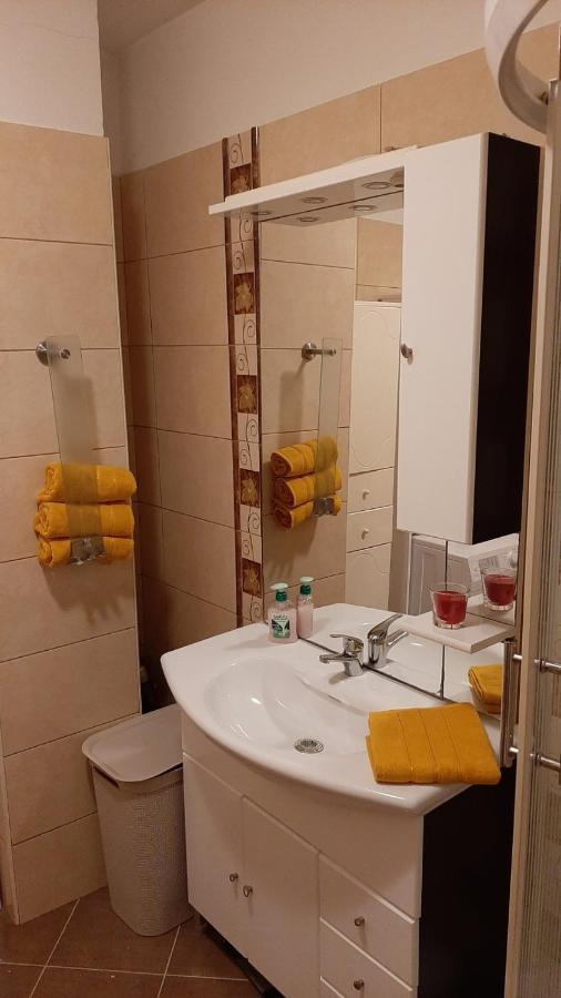 Apartman Ana & Marta Senj  Bagian luar foto