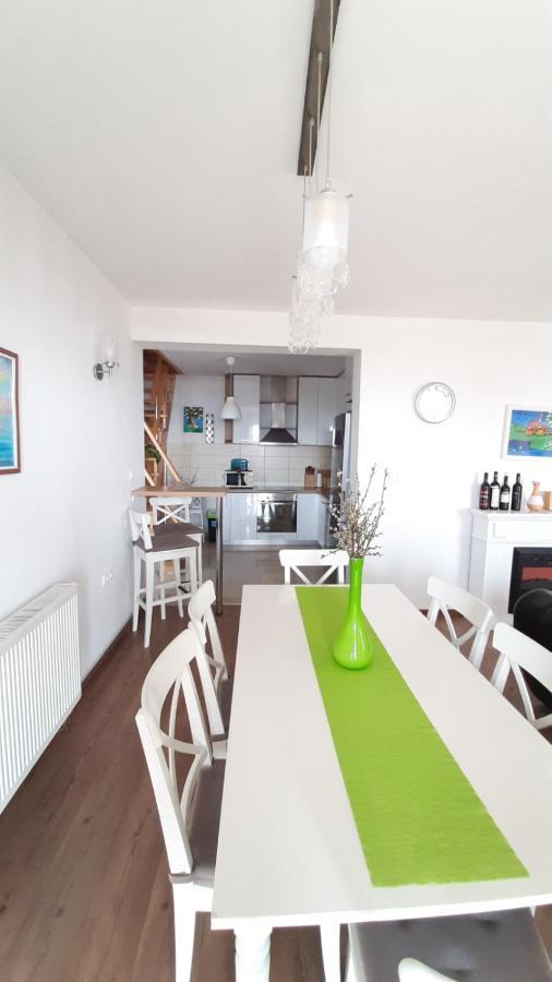 Apartman Ana & Marta Senj  Bagian luar foto
