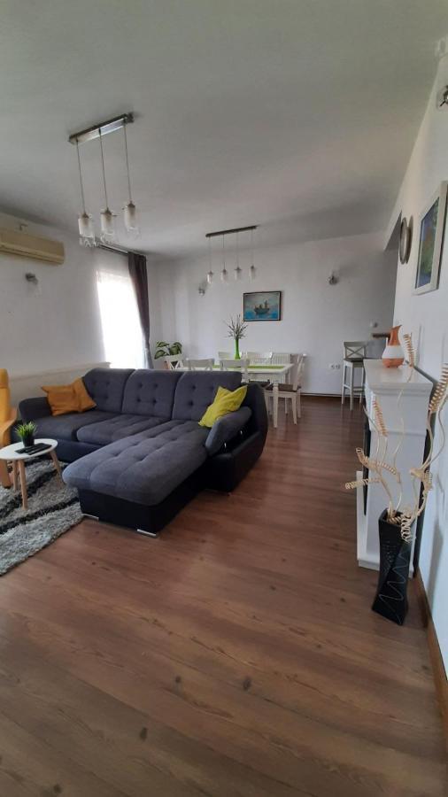 Apartman Ana & Marta Senj  Bagian luar foto