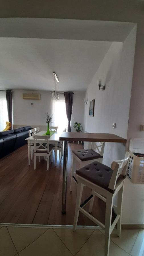 Apartman Ana & Marta Senj  Bagian luar foto