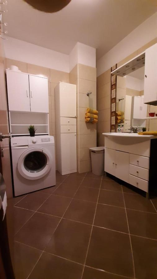 Apartman Ana & Marta Senj  Bagian luar foto