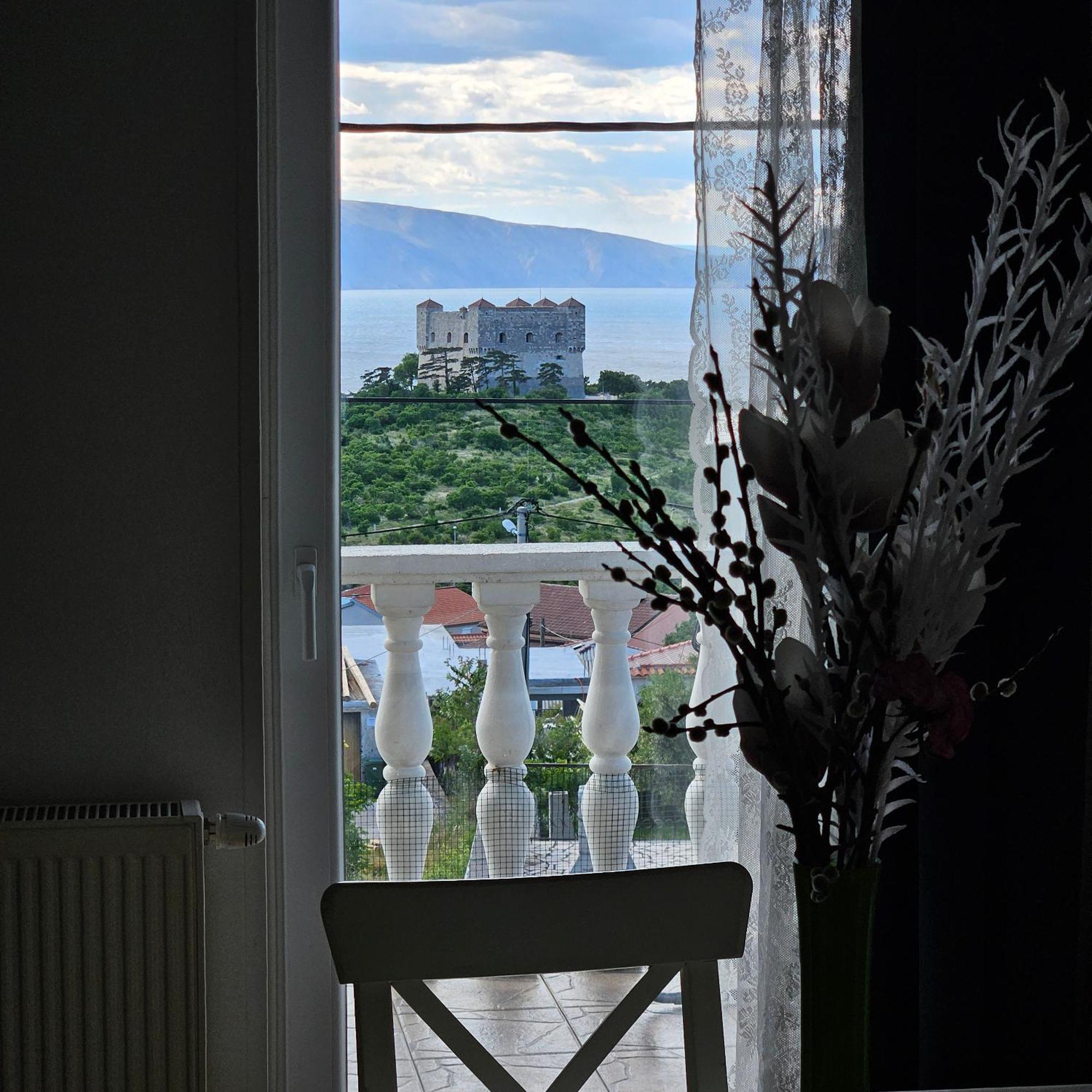 Apartman Ana & Marta Senj  Bagian luar foto