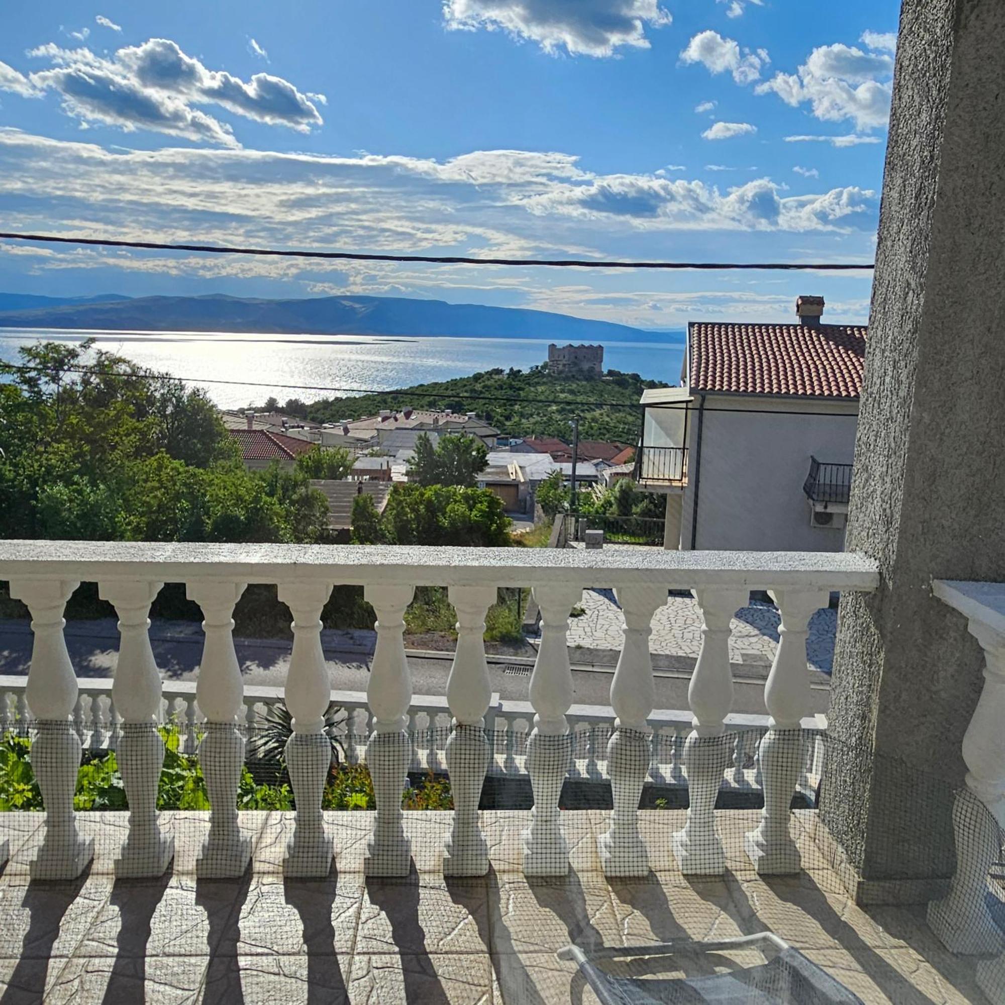Apartman Ana & Marta Senj  Bagian luar foto